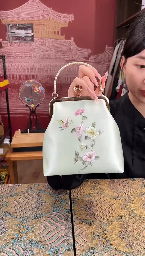 刺绣苏绣手工刺绣包包