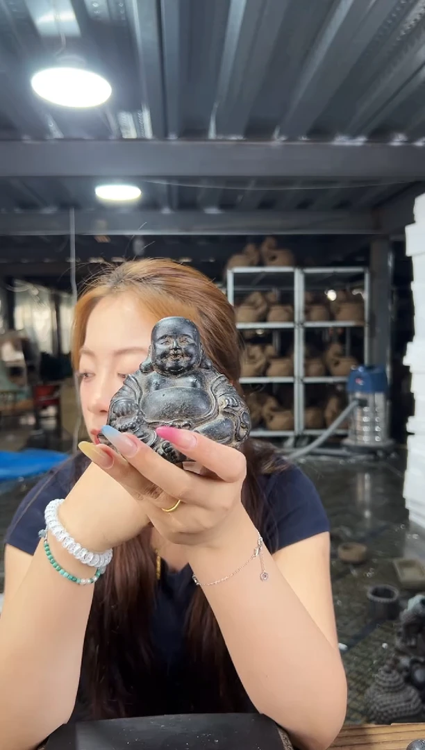 陶土【火山泥】未来佛