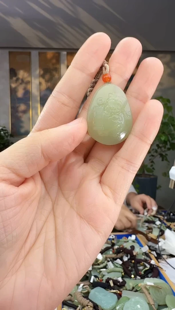 未镶嵌和田玉挂件拍一发一