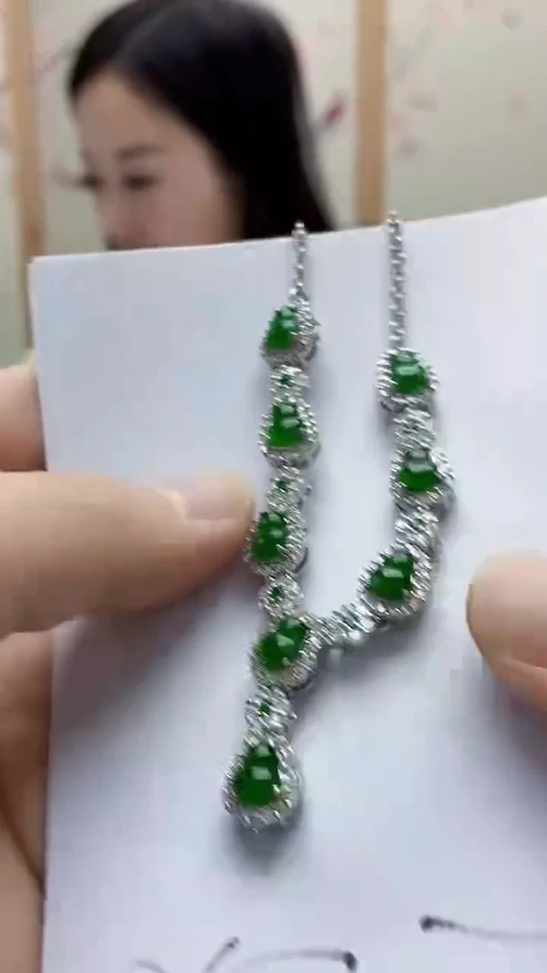 未镶嵌定制翡翠4852bb-毛货挂件13