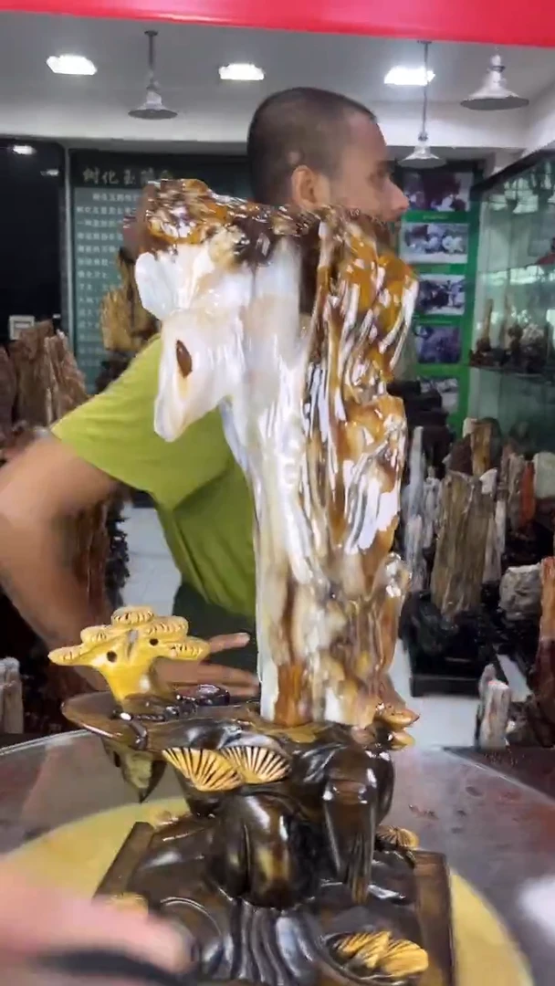 缅甸天然树化玉摆件