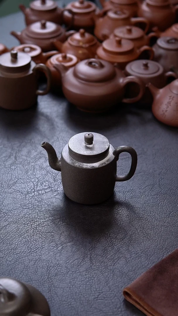 【闪购商品】紫砂茶壶新年 180C 青段 执壶