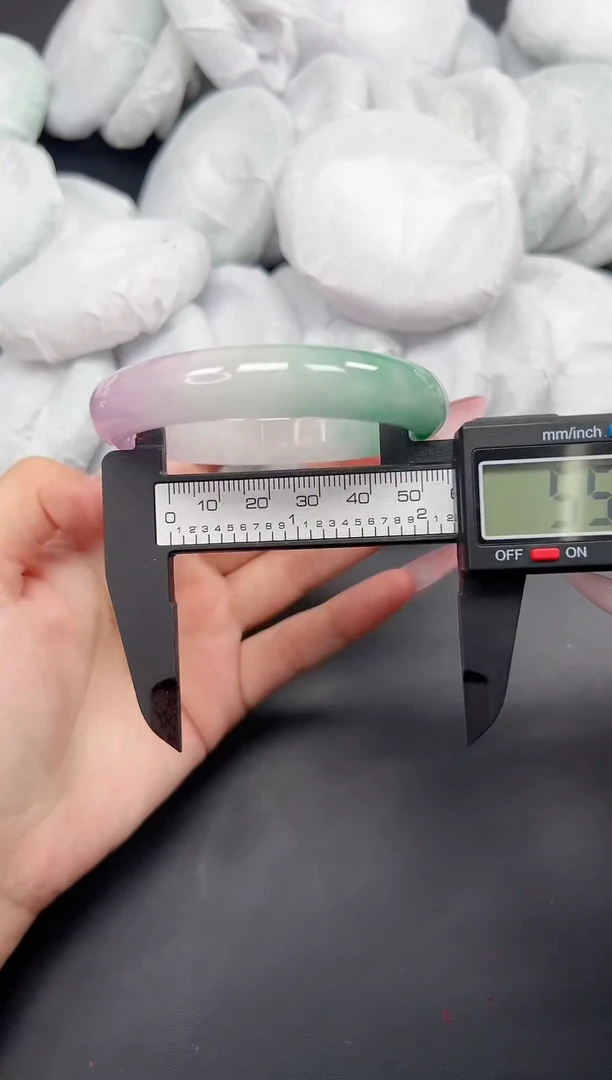 精品手镯，一物一拍O-040