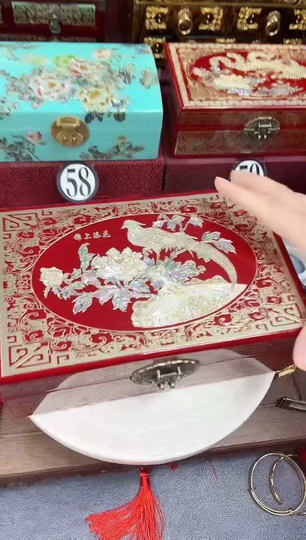 24厘米双层款掐丝螺钿镶嵌酒红锦上添花