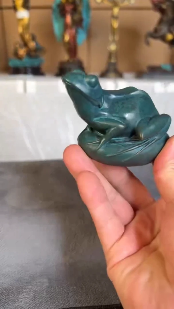 李*风精铜材质精美雕塑
