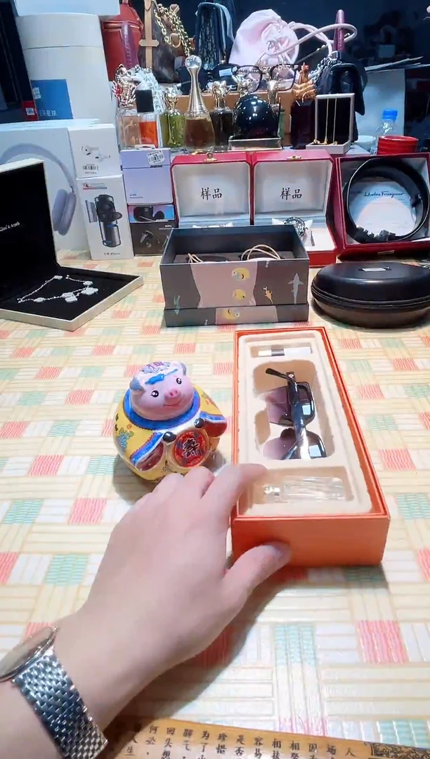 瓷片瓷器 库房到期 全部地板价@@1
