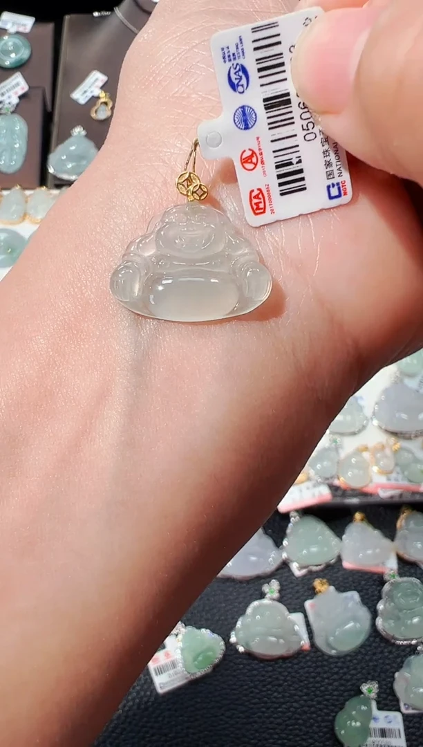 【闪购商品】翡翠吊坠(不含链)18K金镶嵌佛公吊坠A23