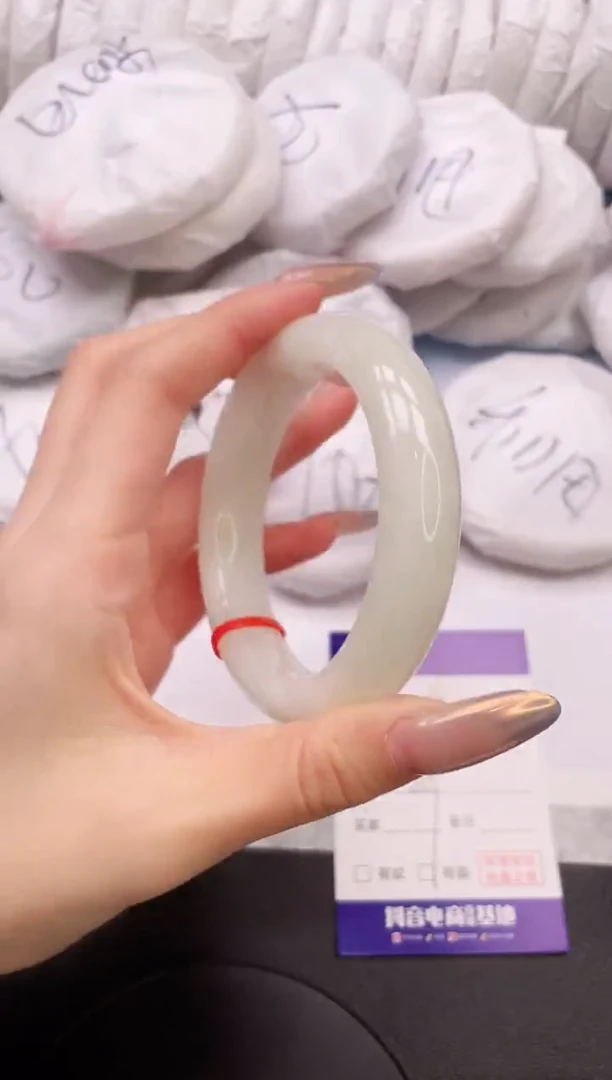 【闪购商品】和田玉手镯未镶嵌31K390-58