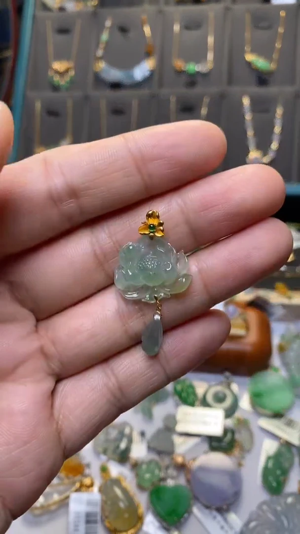 颈饰未镶嵌翡翠净货36379