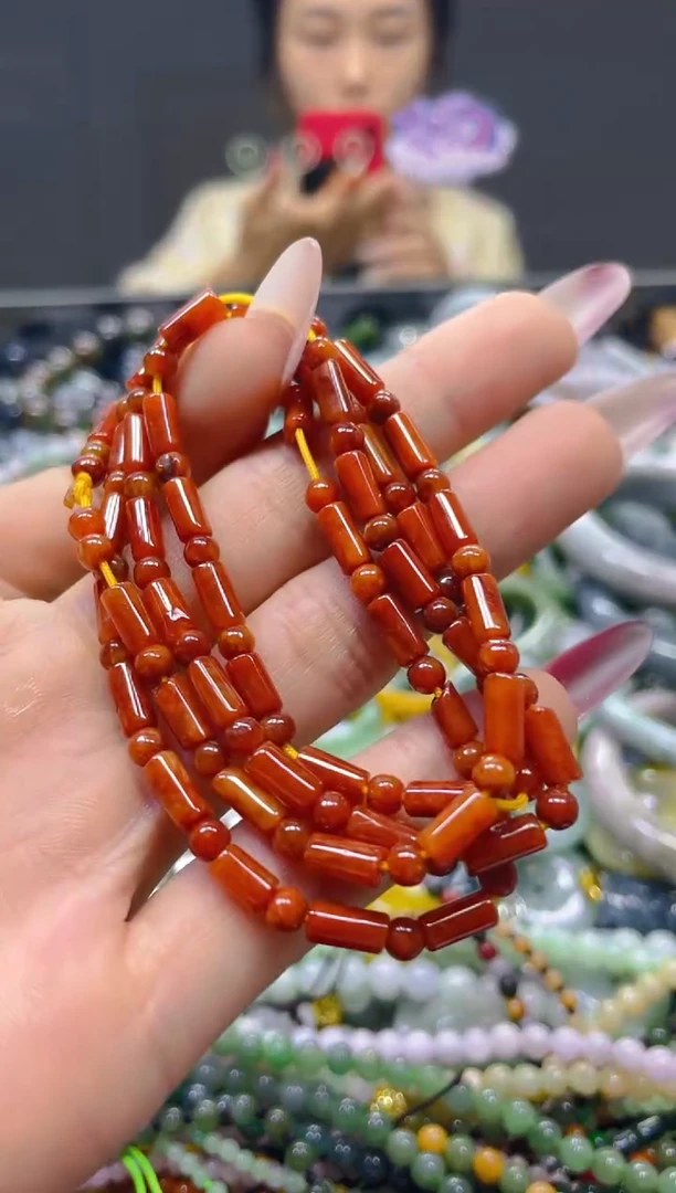 颈饰未镶嵌翡翠4MM/R/翡翠A货,一件也是批发价