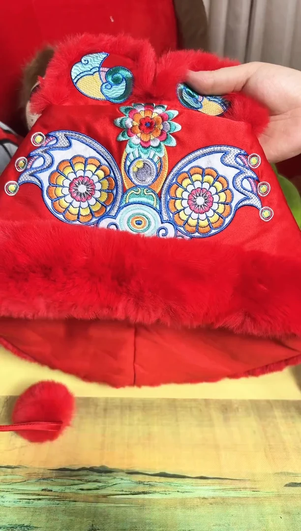 毛绒毛绒玩具高货保暖帽