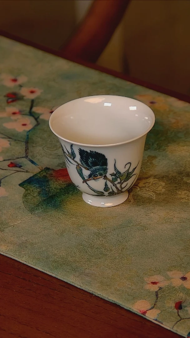 杯手工手绘杯杯很美丽