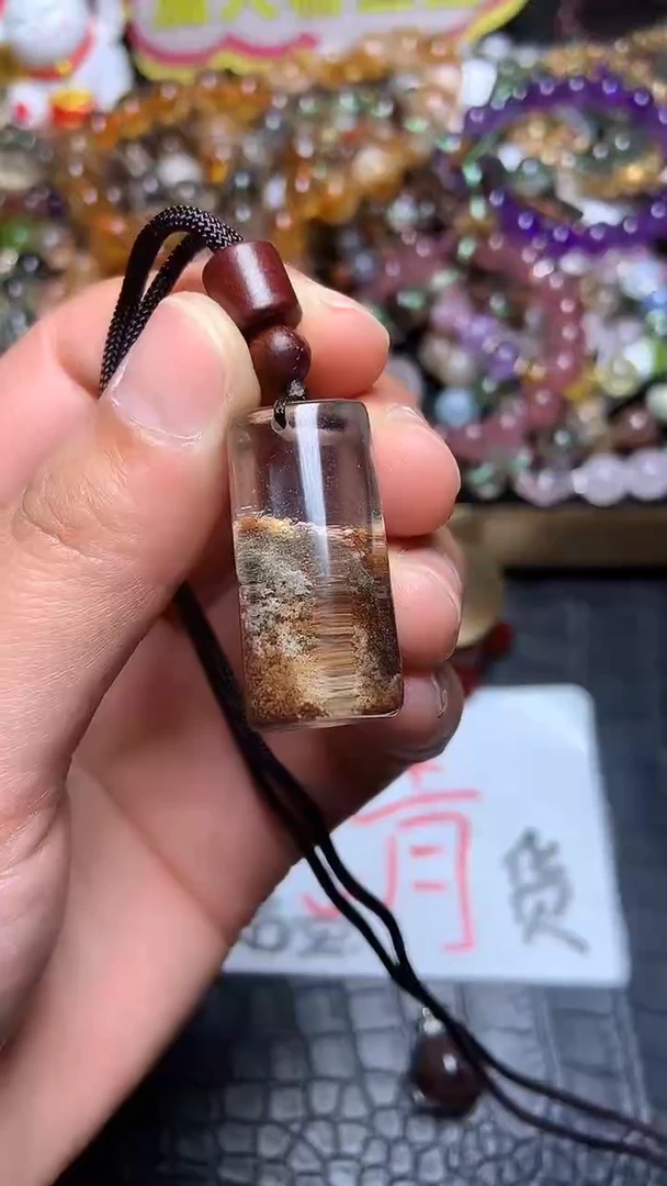 【闪购商品】水晶吊坠(赠链)未镶嵌28