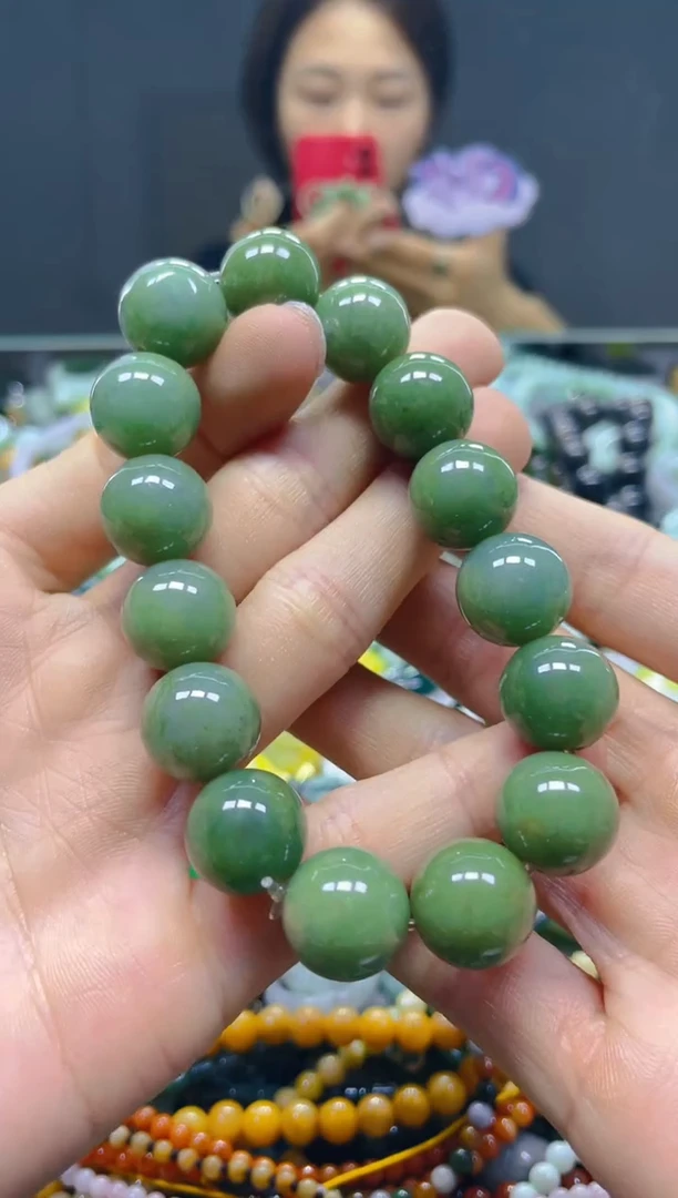 颈饰未镶嵌翡翠13MM/U/翡翠A货，一件也是批发价