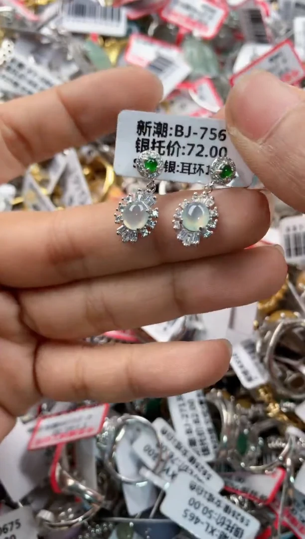 银S925镶嵌戒指翡翠444         5