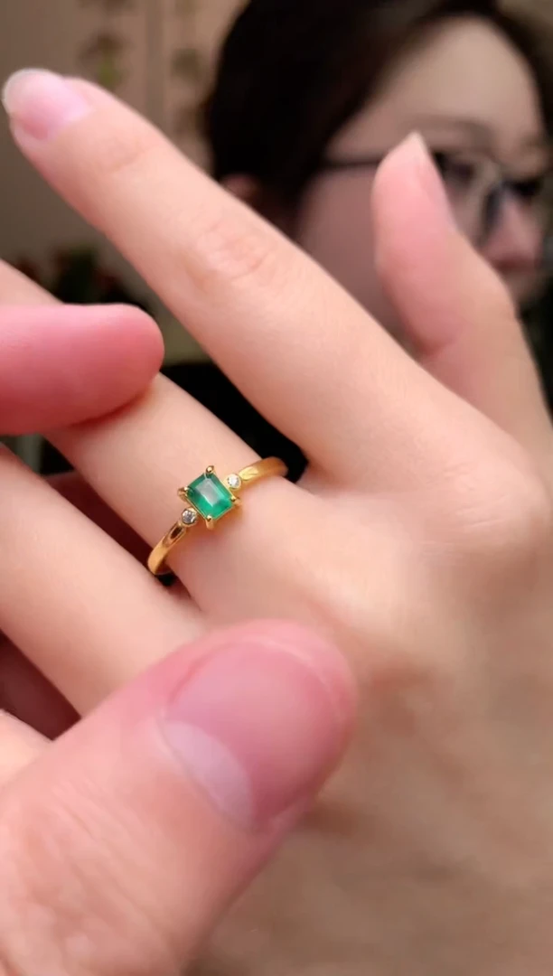 【闪购商品】祖母绿戒指银S925镶嵌戒指