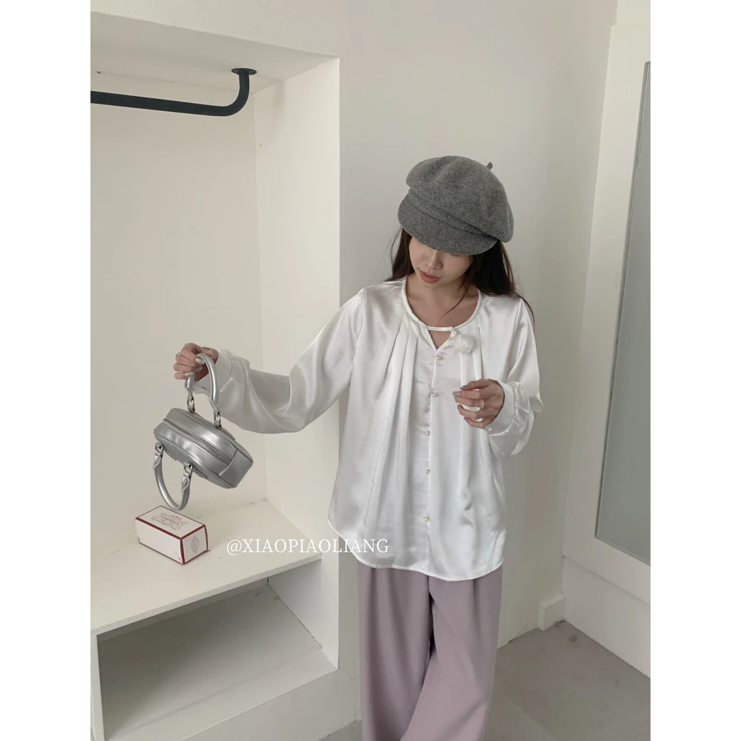 法式气质简约高级感衬衫压褶圆领镂空立体花朵设计衬衣8015#0.15