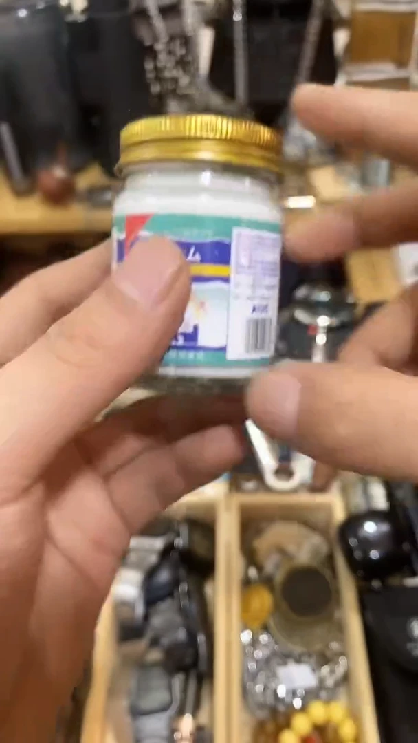 瓷片闪购商品  如图所示