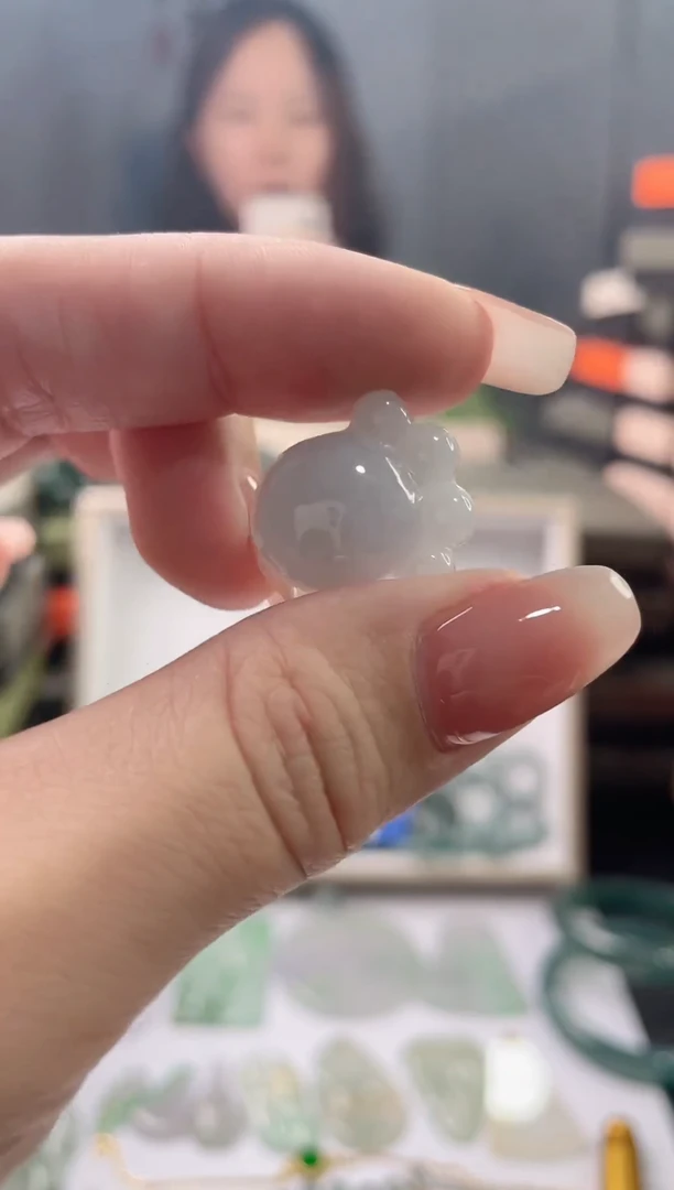 翡翠未镶嵌吊坠(不含链)猫爪