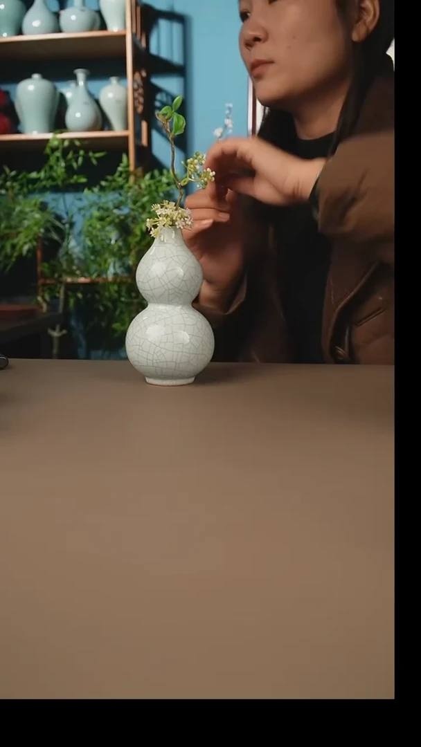 月白        葫芦瓶