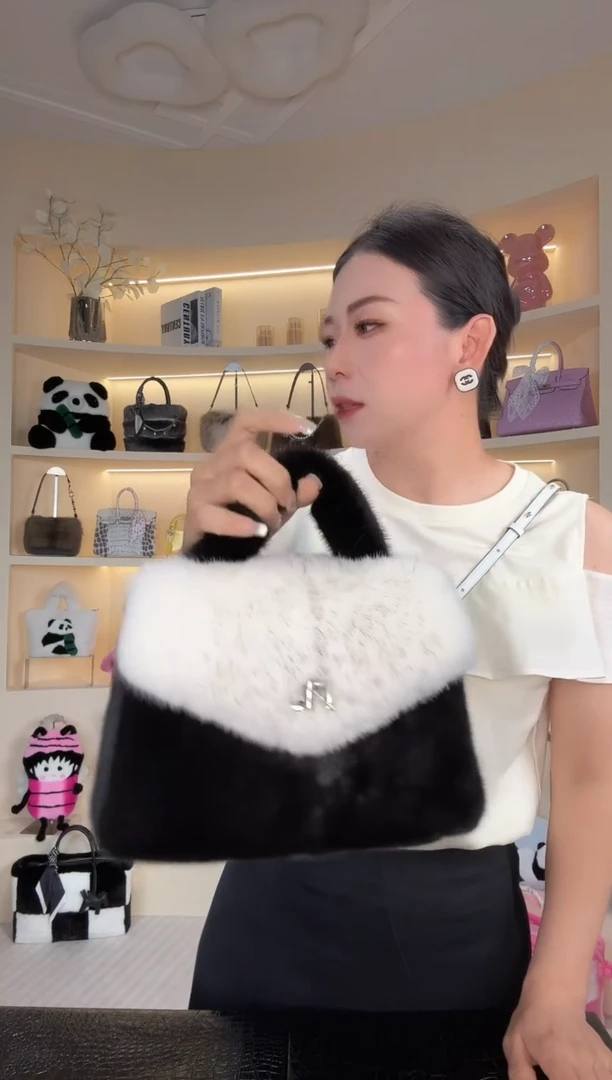 水貂毛【闪购商品】女包C134