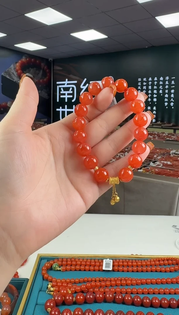未镶嵌珠串南红玛瑙多样发其一/11/9809720688