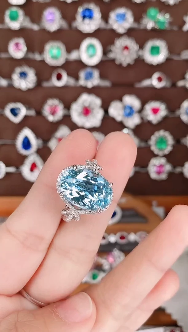 【闪购商品】海蓝宝石戒指18K金镶嵌1