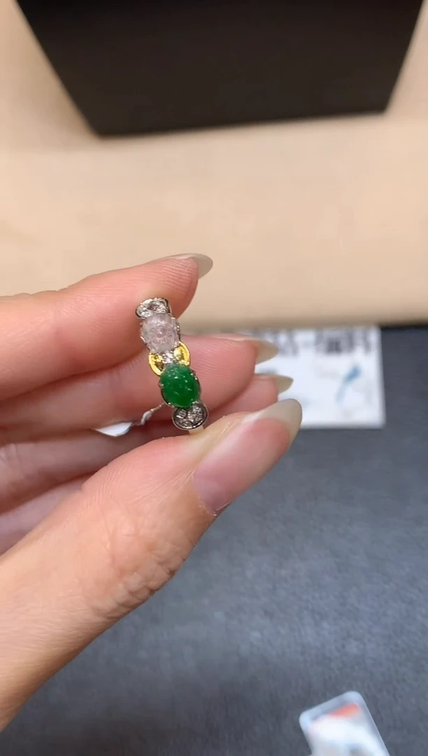 18K金镶嵌戒指翡翠12【无服务费貔貅【无服务费