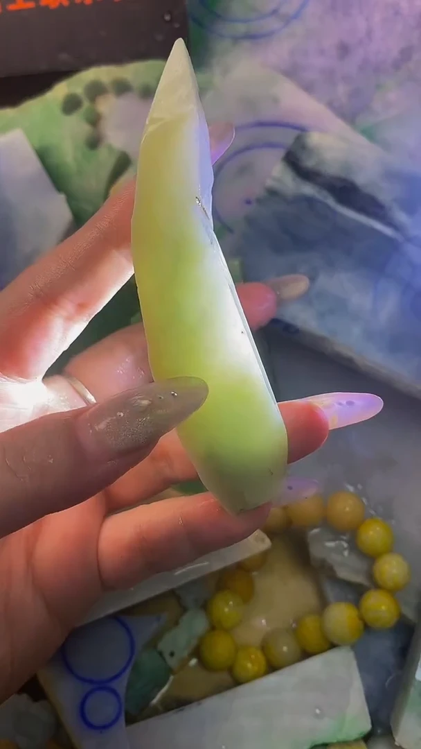 翡翠裸石未镶嵌天然缅甸翡翠A货269