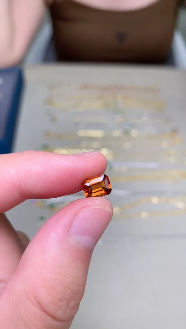 石榴石裸石未镶嵌裸石