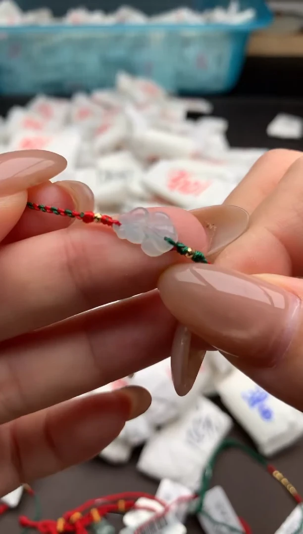 【闪购商品】翡翠手绳未镶嵌  一