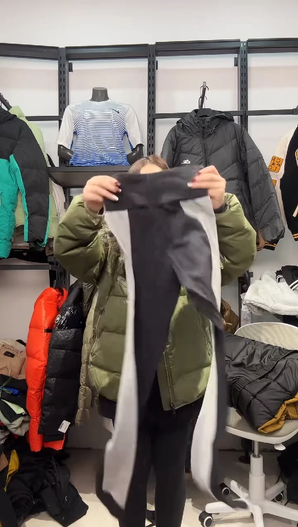 2227闪购编码  阿迪运动卫衣裤以直播间过款为准 尺码. S