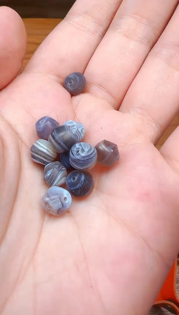 【 西亚珠饰 】配珠随发1颗