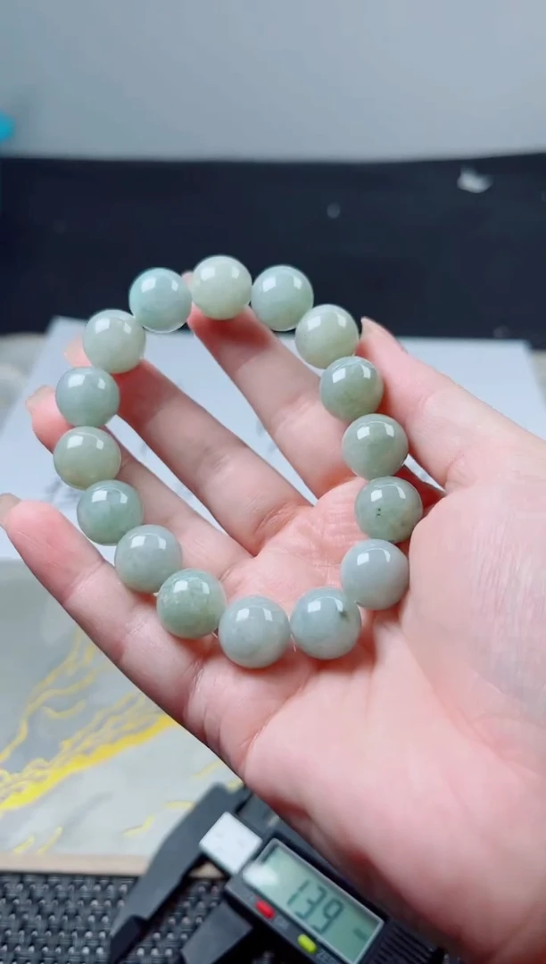 未镶嵌定制翡翠翡翠