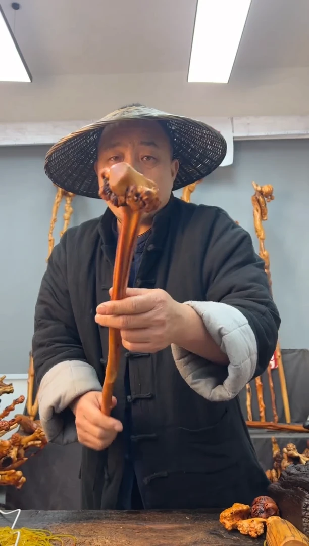 【闪购商品】黑果木其他黑果木300