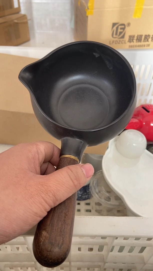 杯无运费险有瑕疵的摄影的产品有使用过的痕迹有点脏介意勿拍