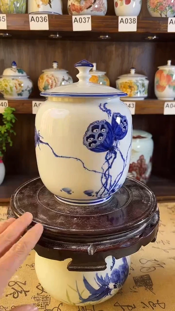 【闪购商品】纯手工手绘好事莲莲储物罐