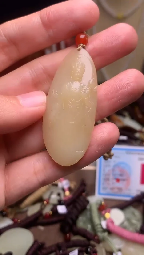 颈饰未镶嵌和田玉新疆料青海料清水和田玉吊坠