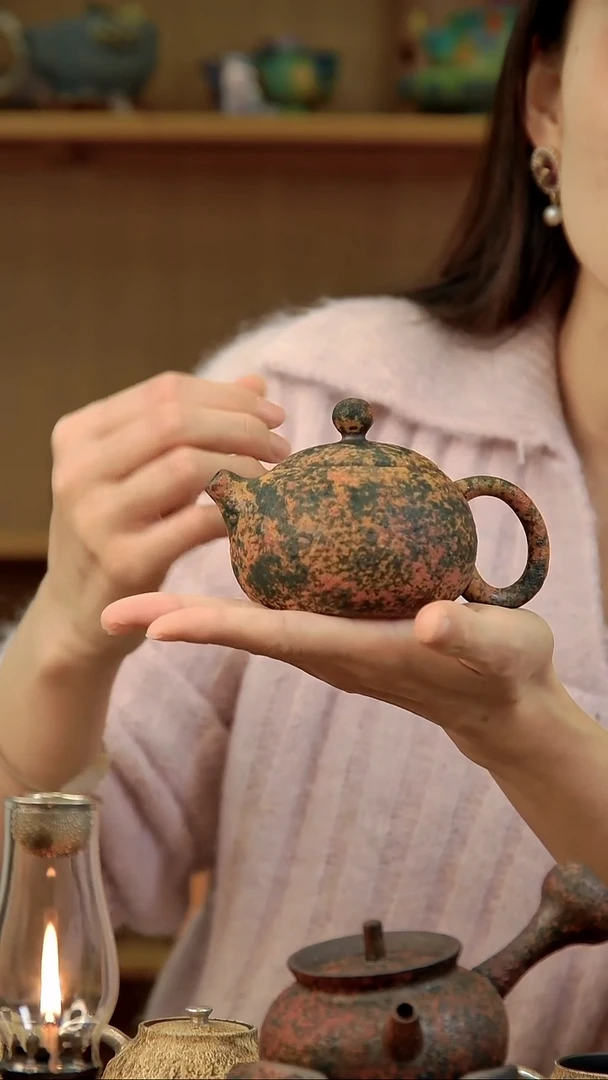 言野手作 岩矿西施壶