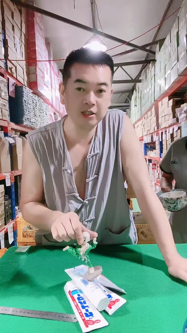 瓷片碗碟好物一件不留@@1