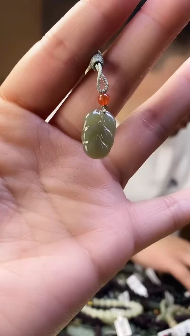 【闪购商品】和田玉颈饰未镶嵌多样性发货，拍一发一