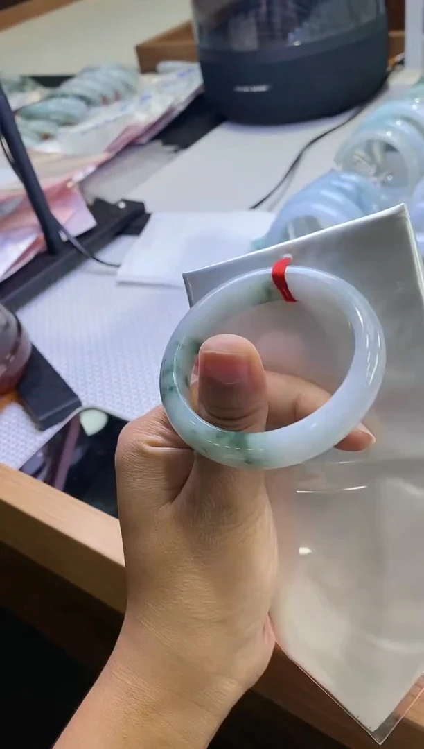 未镶嵌手镯翡翠正圈53圈口，08