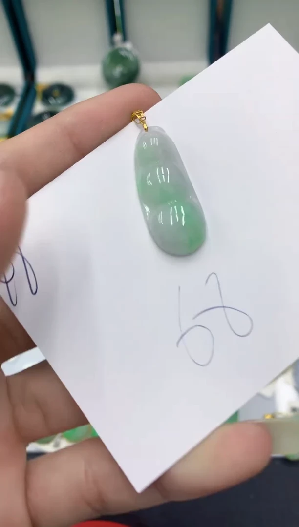 【闪购商品】翡翠颈饰18K金镶嵌翡翠