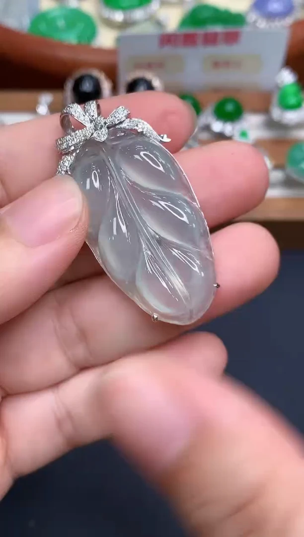 颈饰18K金镶嵌翡翠478-中国好珍宝