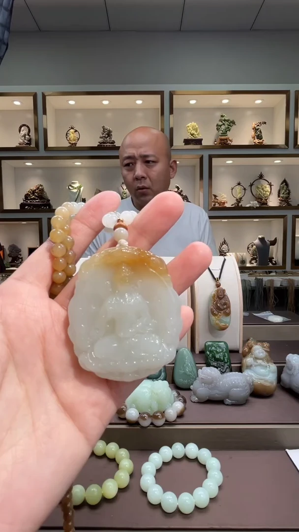 颈饰未镶嵌和田玉苏