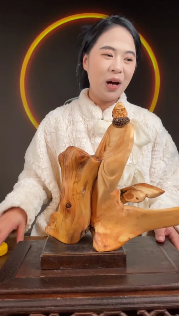 柏木（崖柏）手工摆件,先抢先得! 编号:121