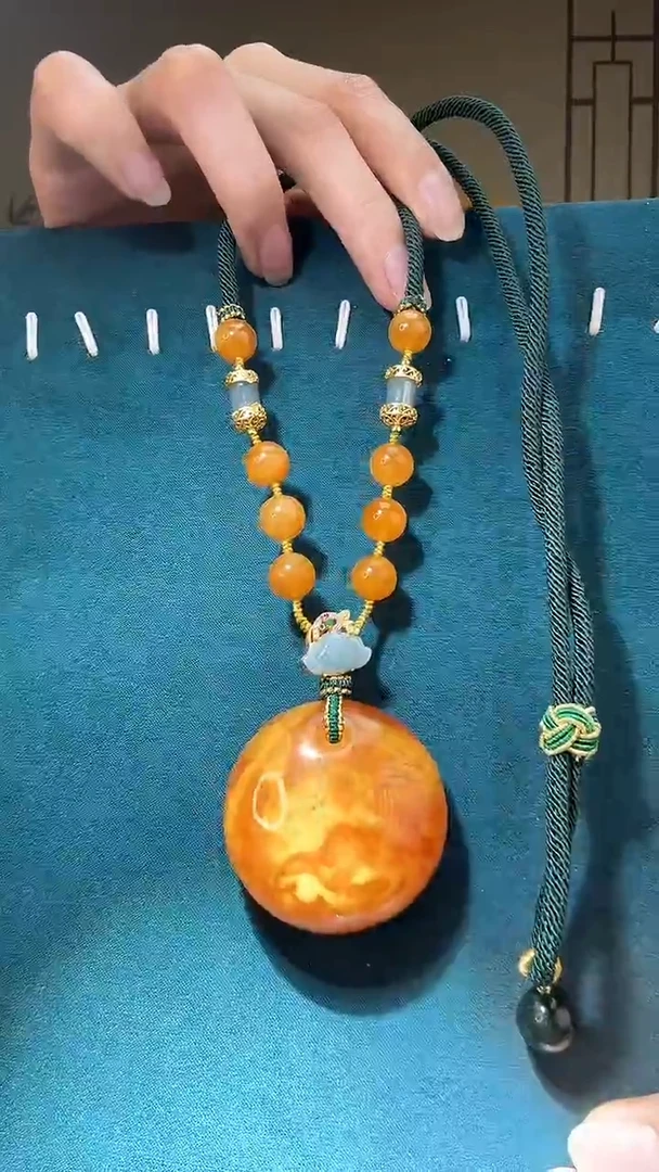 【闪购商品】琥珀裸石未镶嵌A0338天然蜜蜡