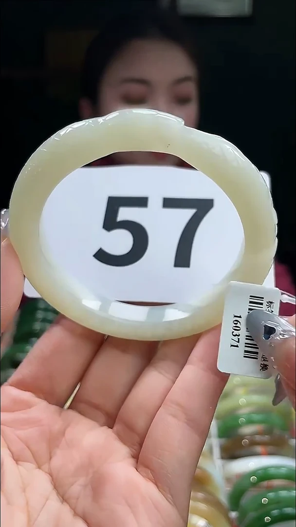 定制和田玉和田玉手镯