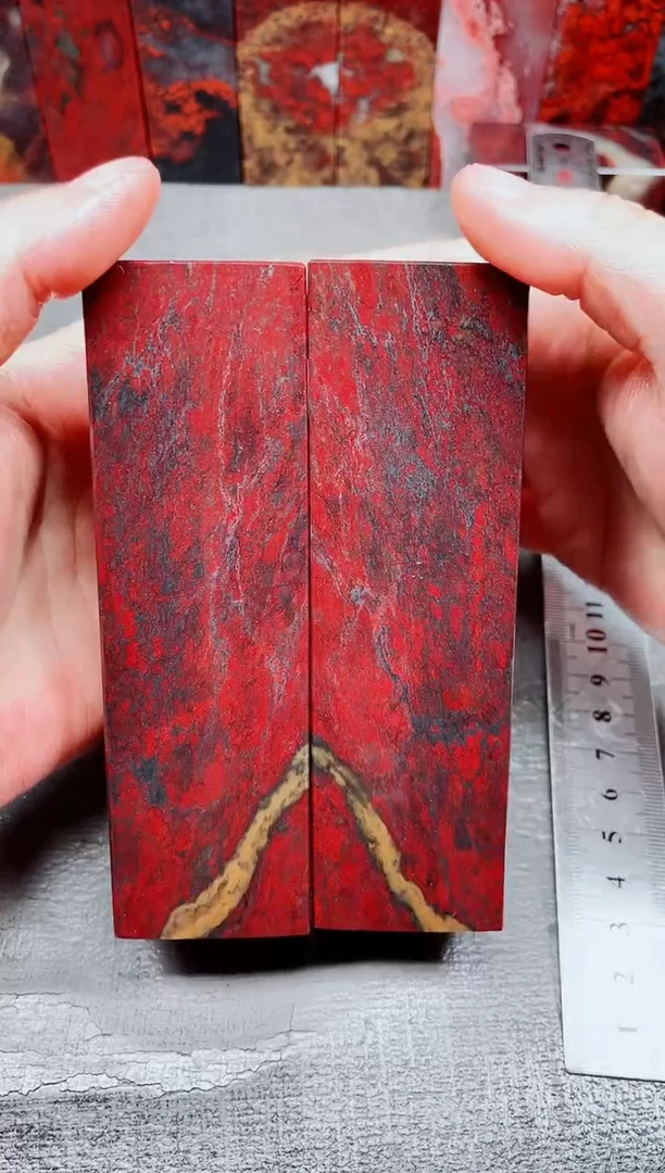 玉桂林鸡血玉素章老虎冻对章30