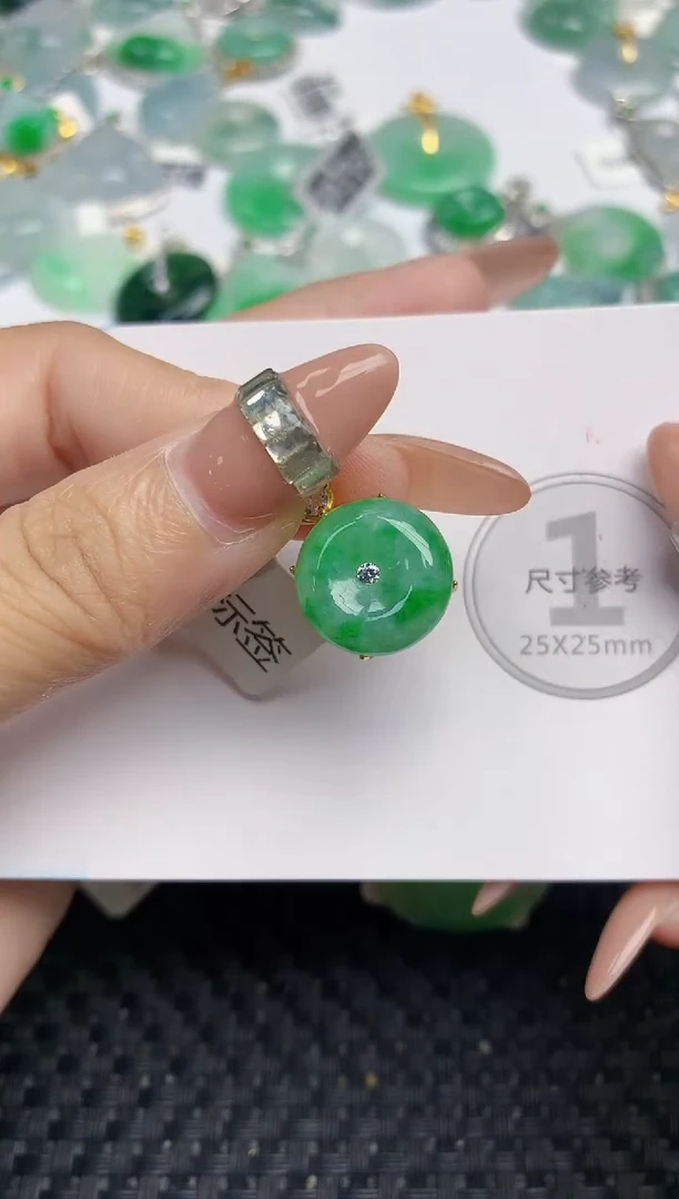 颈饰未镶嵌翡翠天然缅甸A货翡翠百元以上9元证书费自理